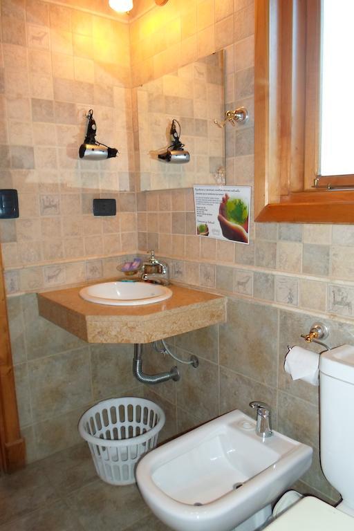 Complejo Hotelero Illihue - Cabanas & Hosteria Junín de los Andes Стая снимка