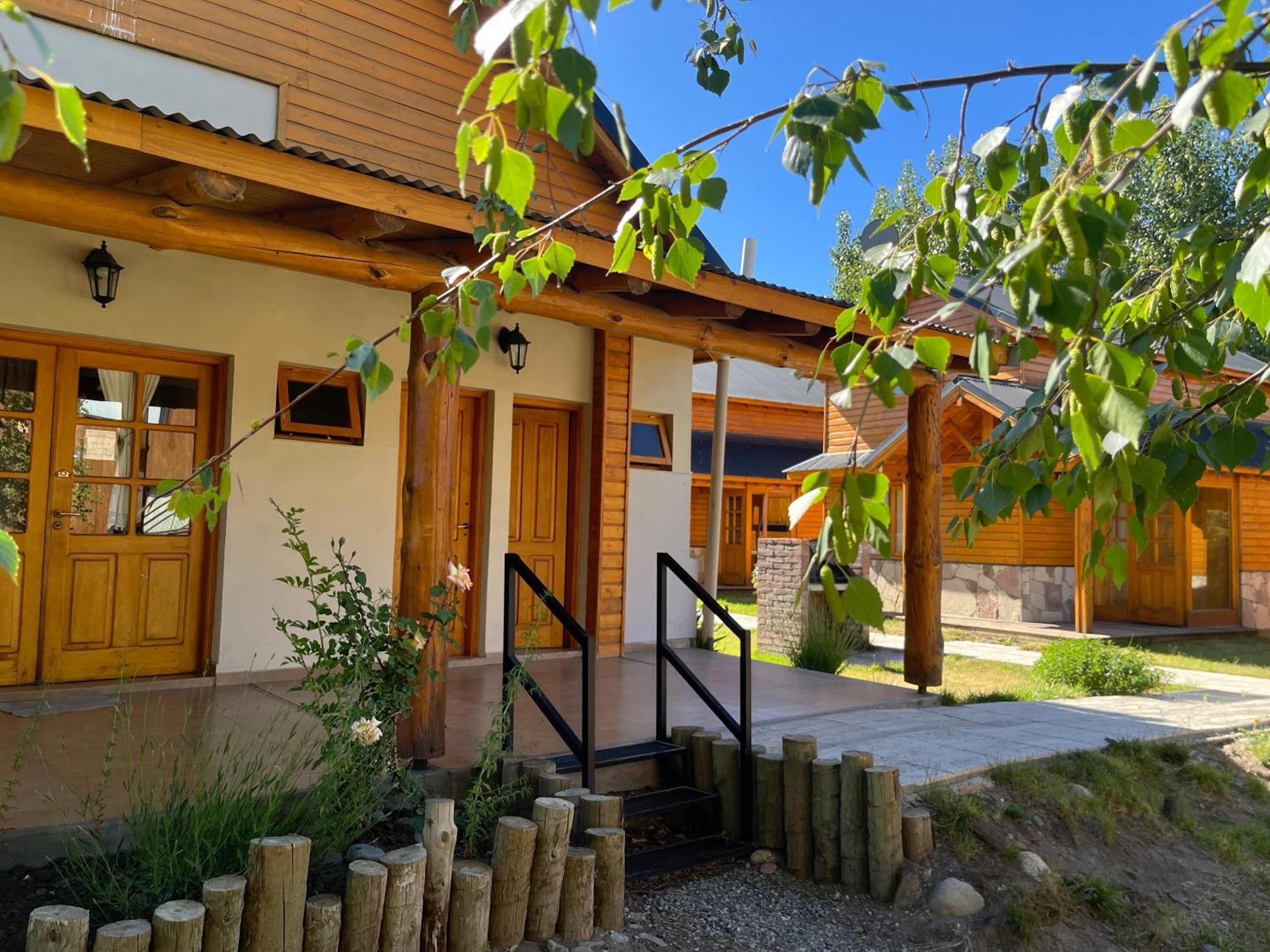 Complejo Hotelero Illihue - Cabanas & Hosteria Junín de los Andes Екстериор снимка