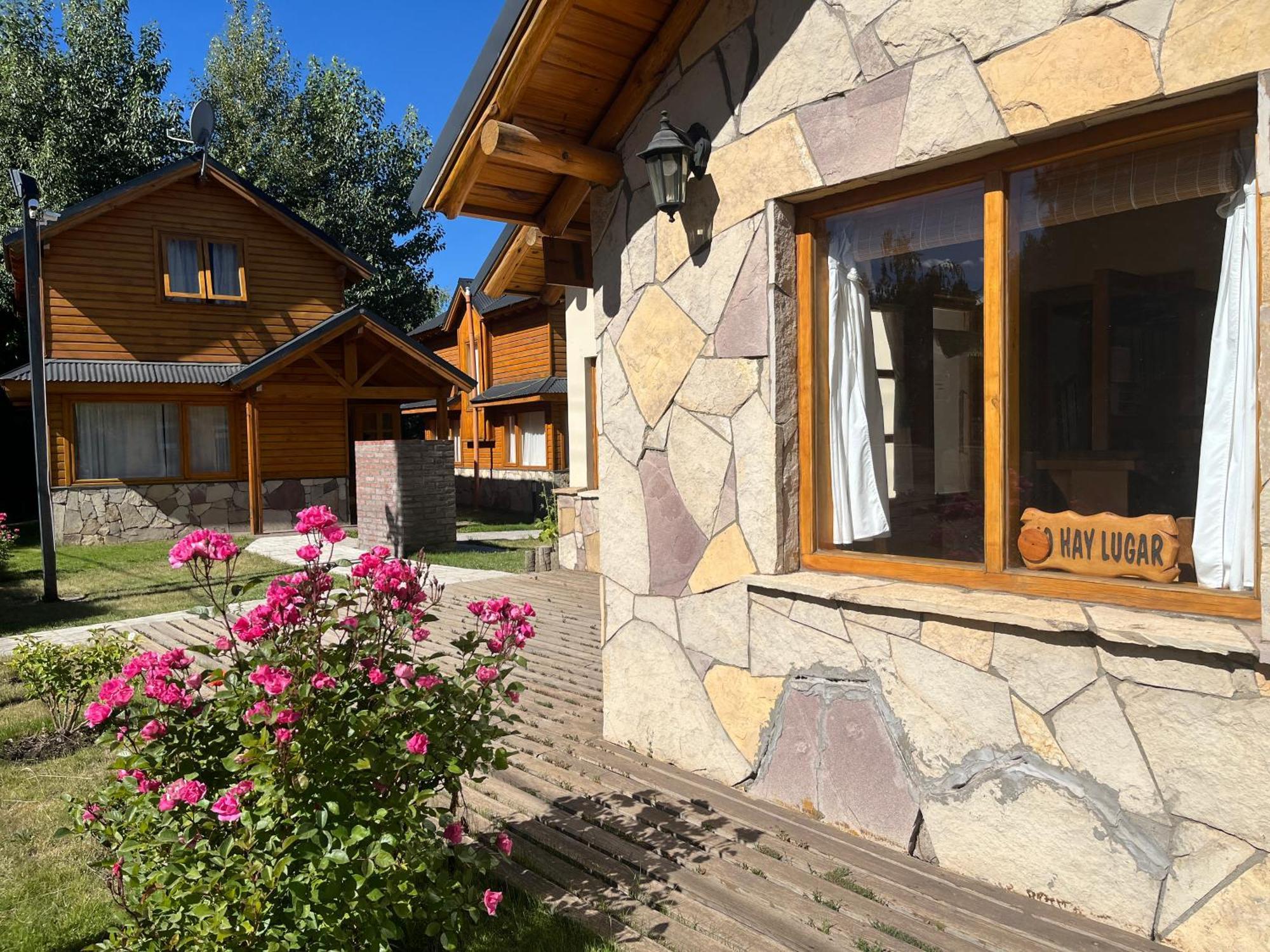 Complejo Hotelero Illihue - Cabanas & Hosteria Junín de los Andes Екстериор снимка