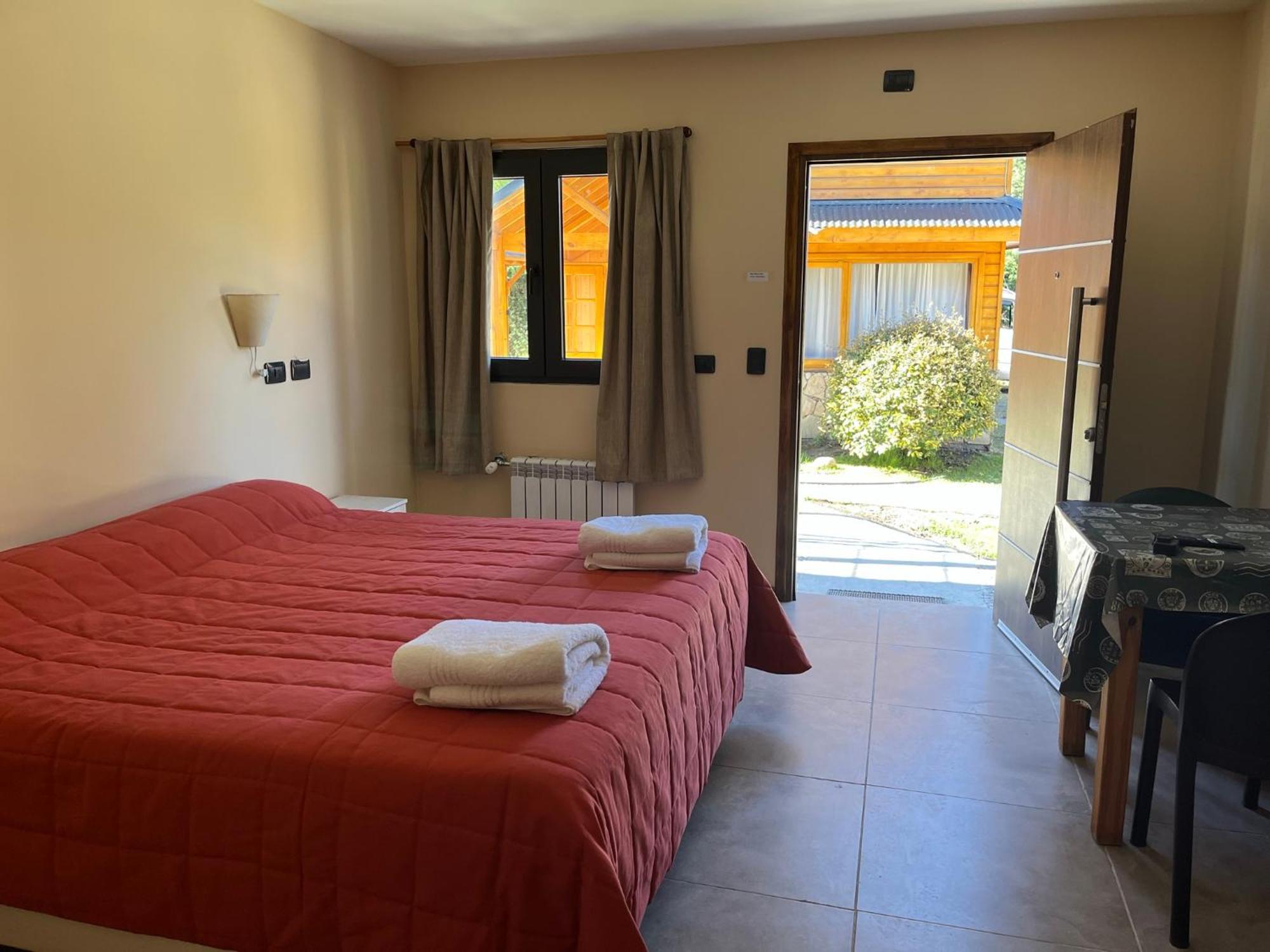 Complejo Hotelero Illihue - Cabanas & Hosteria Junín de los Andes Екстериор снимка